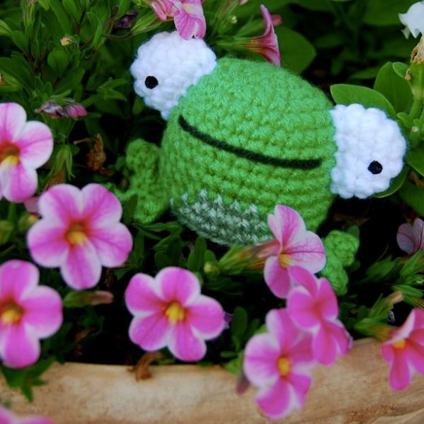 Frog Amigurumi Pattern