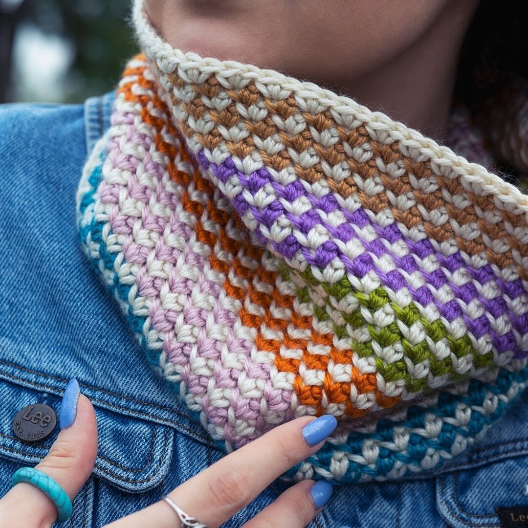 Free Crochet Pattern: The Secret Garden Cowl