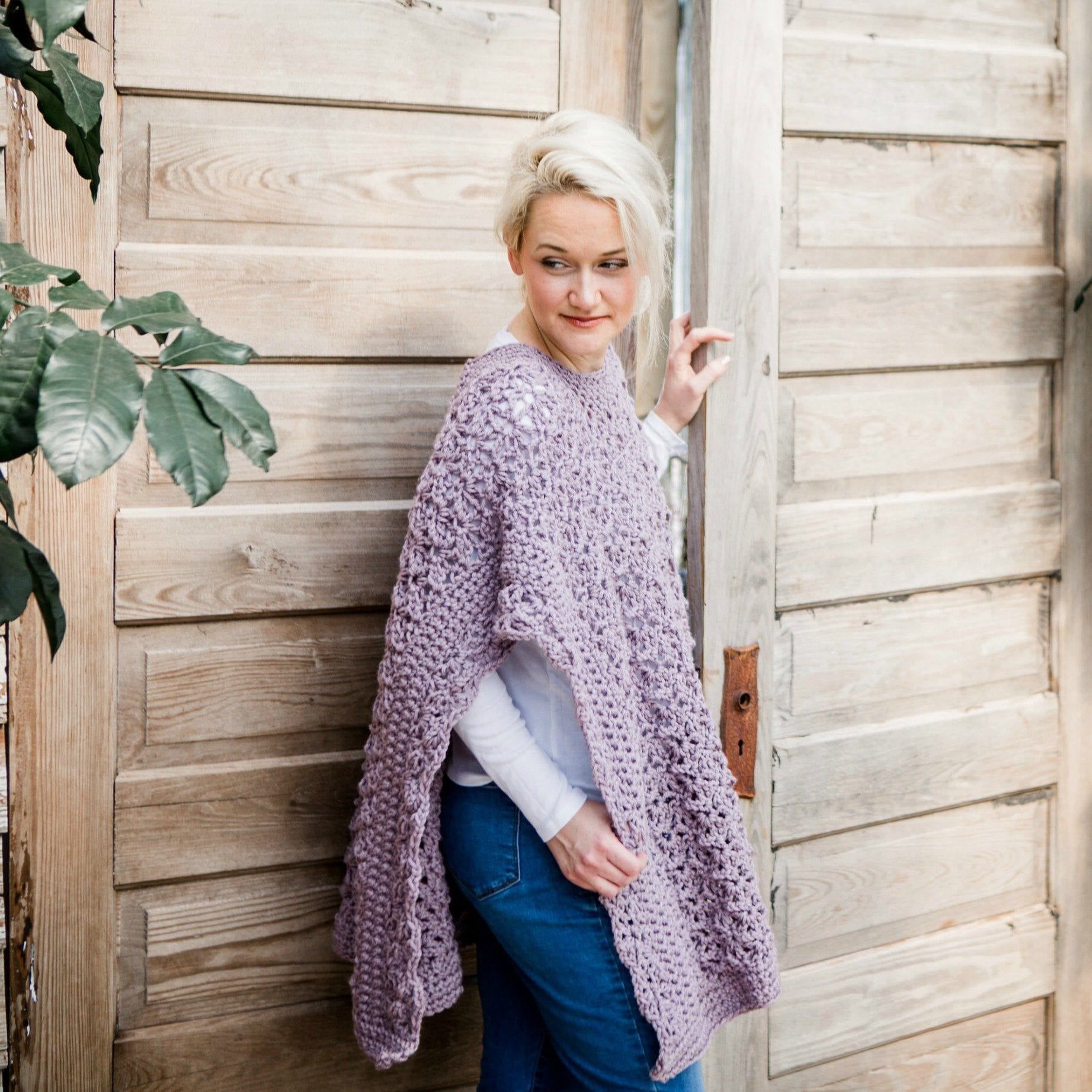 Free Crochet Pattern: Lace Crochet Poncho