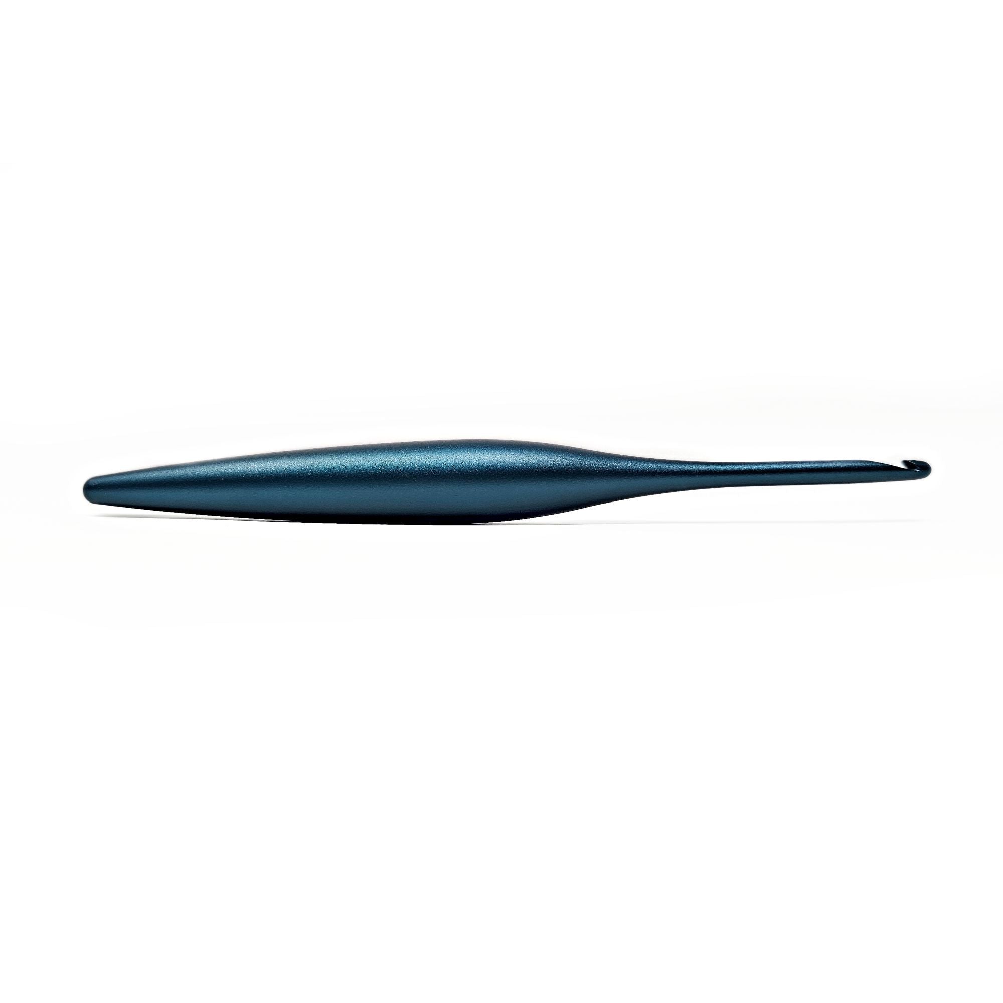 Streamline Metal Color Singles Metal Streamline FurlsCrochet Matte Navy 5.00mm (H) 